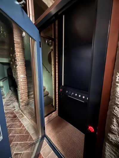 Image No.18-2 Bed House for sale