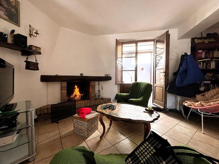 Image No.25-3 Bed House for sale