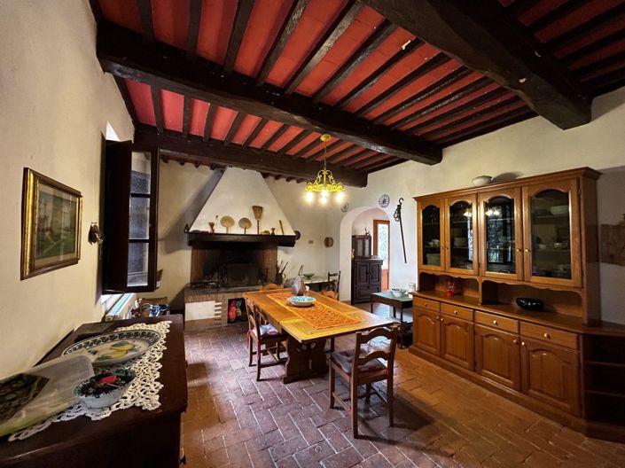 Image No.12-5 Bed House for sale