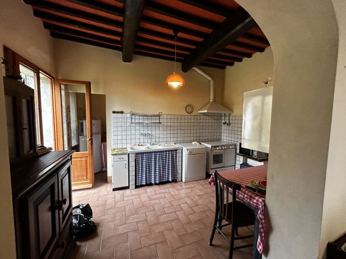 Image No.16-5 Bed House for sale