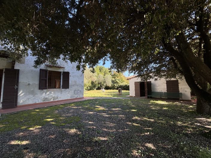 Image No.2-5 Bed House for sale