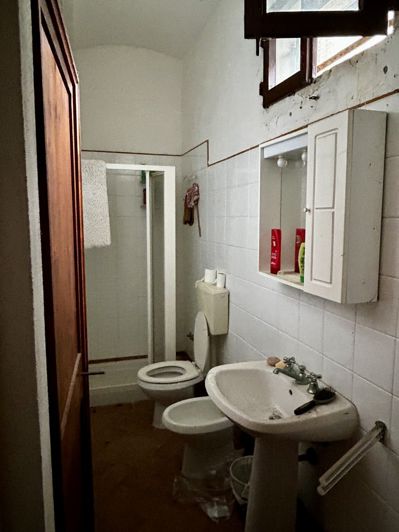 Image No.27-5 Bed House for sale