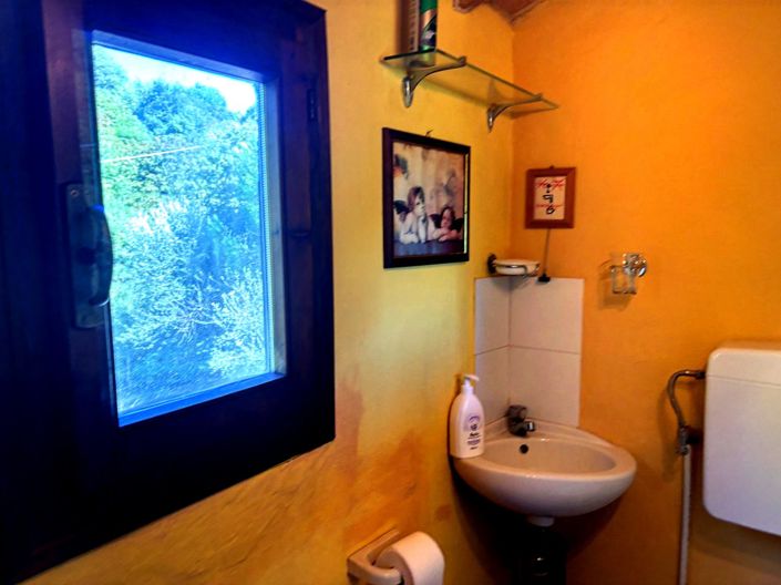 Image No.22-2 Bed House for sale