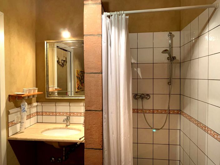 Image No.25-2 Bed House for sale