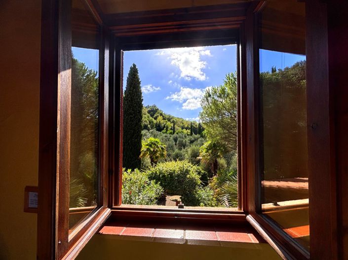 Image No.3-2 Bed House for sale