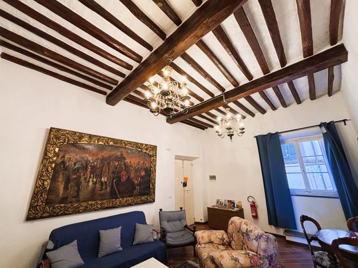 Image No.24-2 Bed Apartment for sale