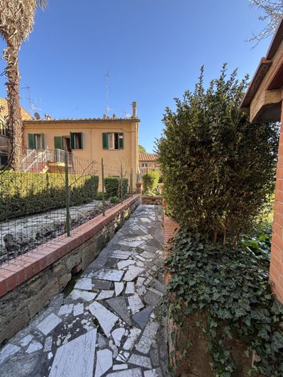 Image No.3-3 Bed Apartment for sale