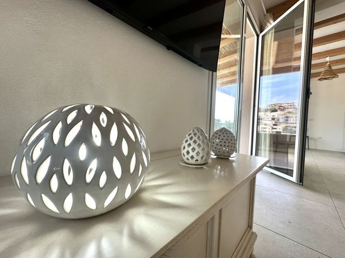 Image No.18-2 Bed Apartment for sale