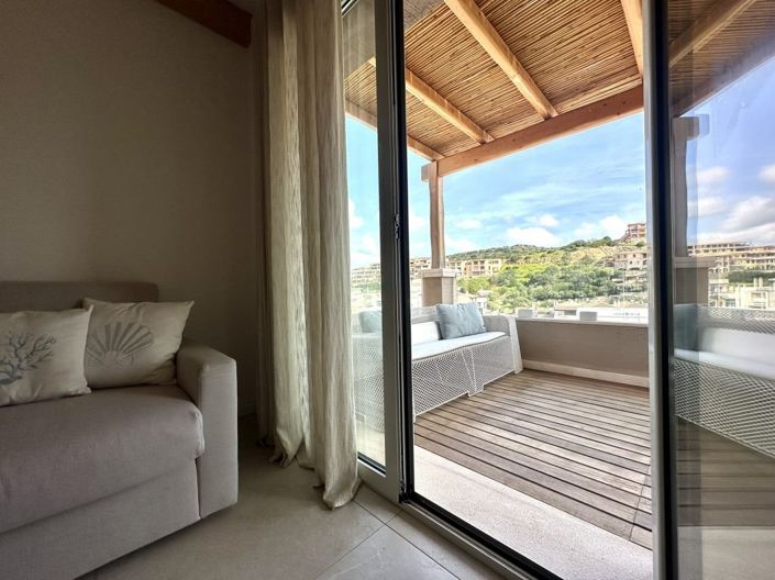 Image No.23-2 Bed Apartment for sale