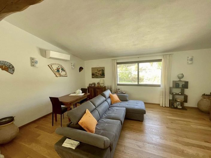 Image No.21-2 Bed House for sale