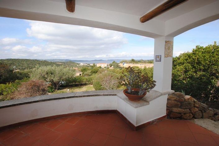Image No.1-4 Bed House for sale