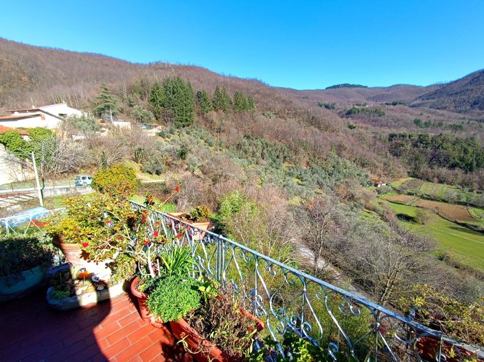 Image No.24-5 Bed House for sale