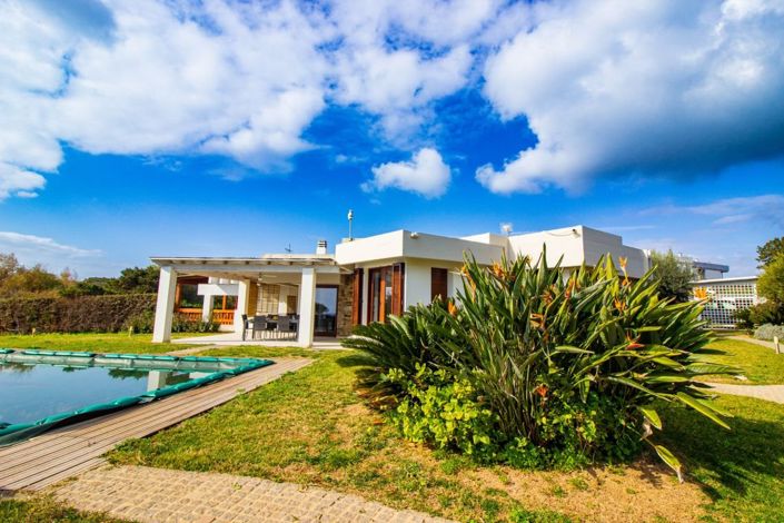 Image No.17-4 Bed House for sale