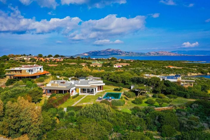 Image No.3-4 Bed House for sale