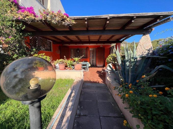 Image No.22-2 Bed House for sale