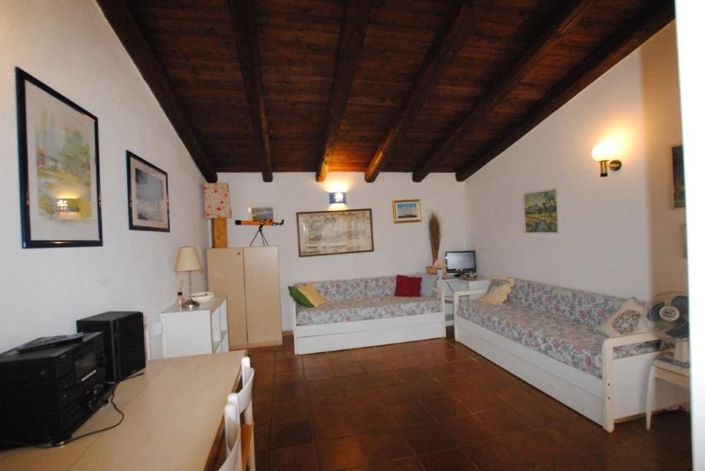 Image No.14-1 Bed House for sale