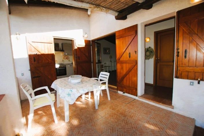 Image No.16-1 Bed House for sale