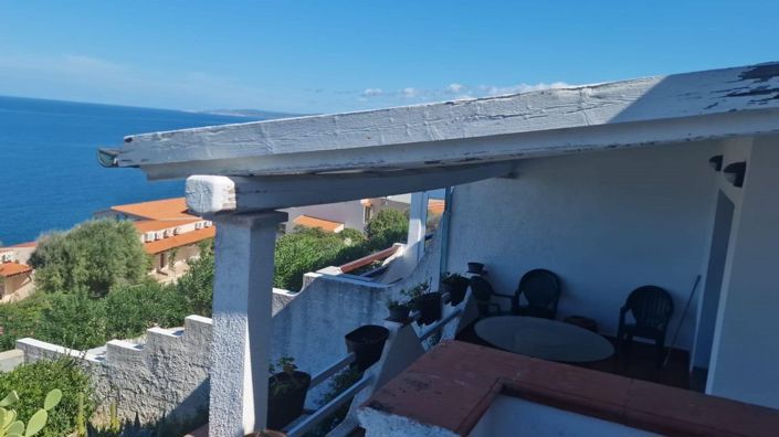 Image No.16-4 Bed House for sale