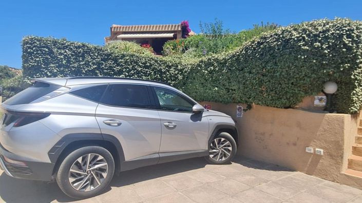 Image No.28-2 Bed House for sale