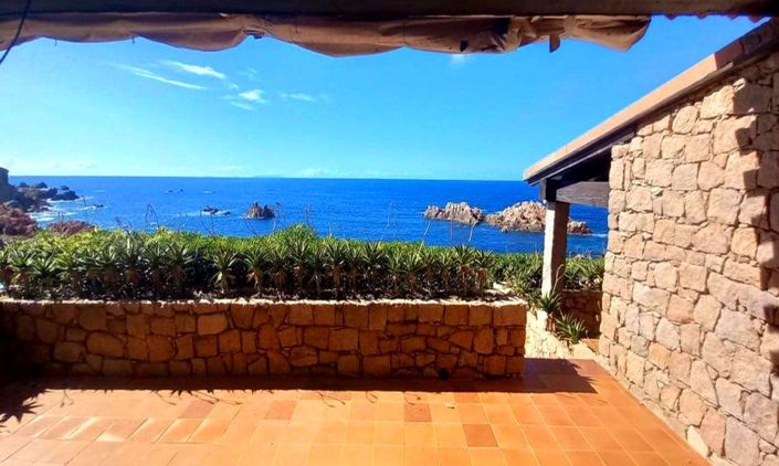 Image No.5-2 Bed House for sale