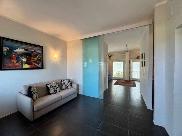 Image No.9-1 Bed Apartment for sale