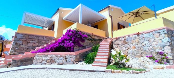 Image No.1-2 Bed House for sale