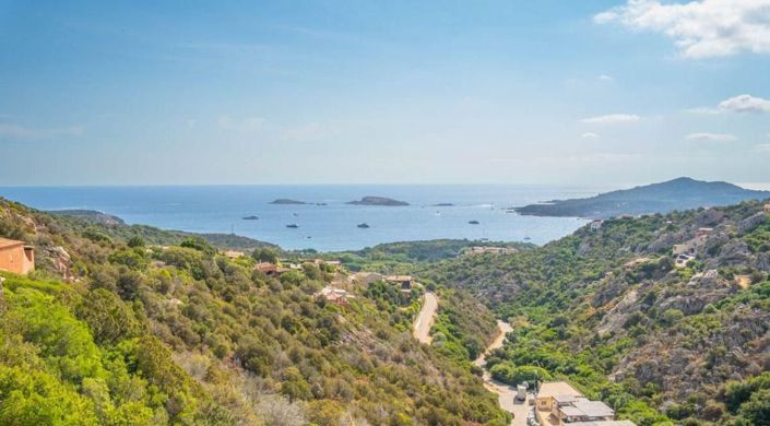 Image No.14-7 Bed House for sale