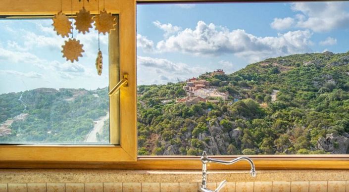 Image No.26-7 Bed House for sale