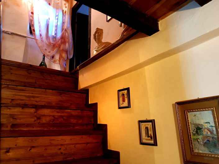 Image No.14-3 Bed House for sale