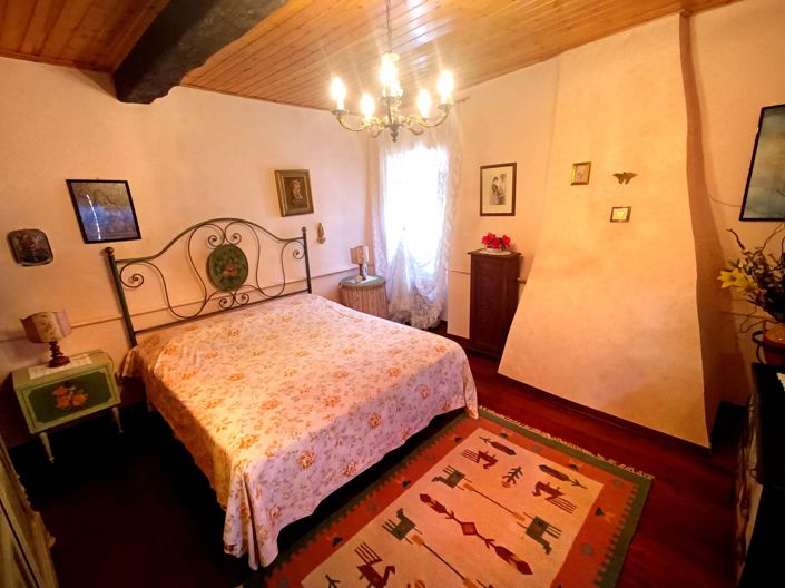 Image No.16-3 Bed House for sale