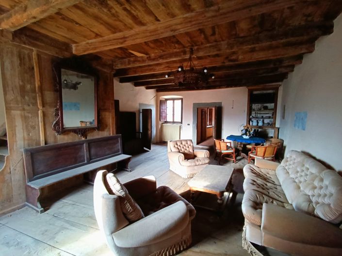 Image No.16-4 Bed House for sale