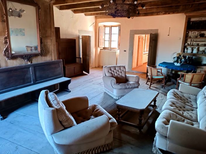 Image No.17-4 Bed House for sale