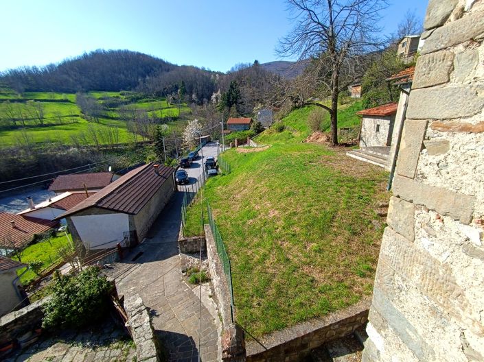 Image No.27-4 Bed House for sale