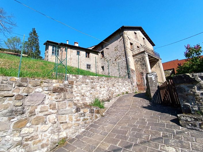 Image No.3-4 Bed House for sale