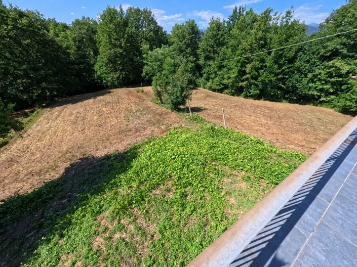 Image No.11-3 Bed House for sale