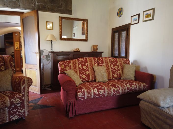 Image No.3-1 Bed House for sale