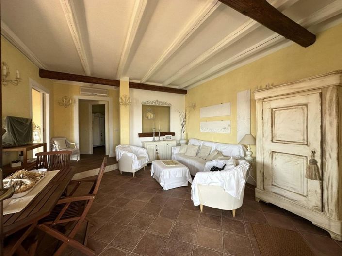 Image No.20-3 Bed Apartment for sale