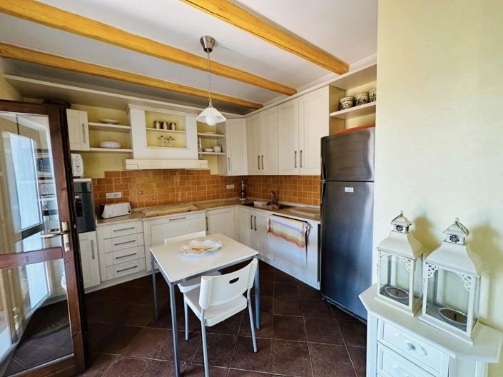 Image No.30-3 Bed Apartment for sale