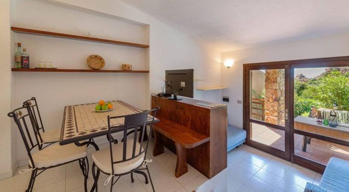 Image No.10-4 Bed House for sale