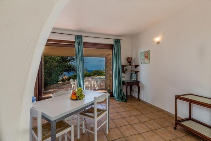 Image No.9-4 Bed House for sale