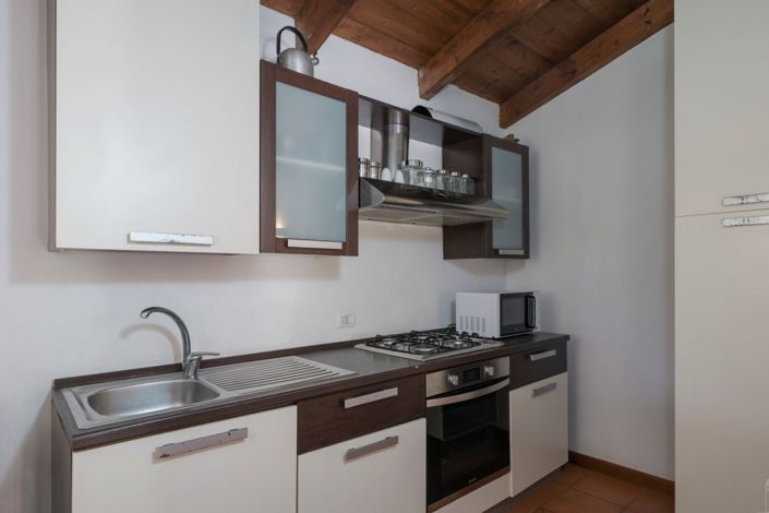 Image No.17-4 Bed House for sale