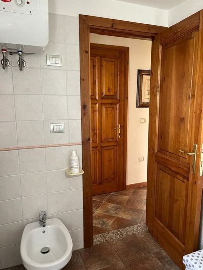 Image No.19-3 Bed House for sale