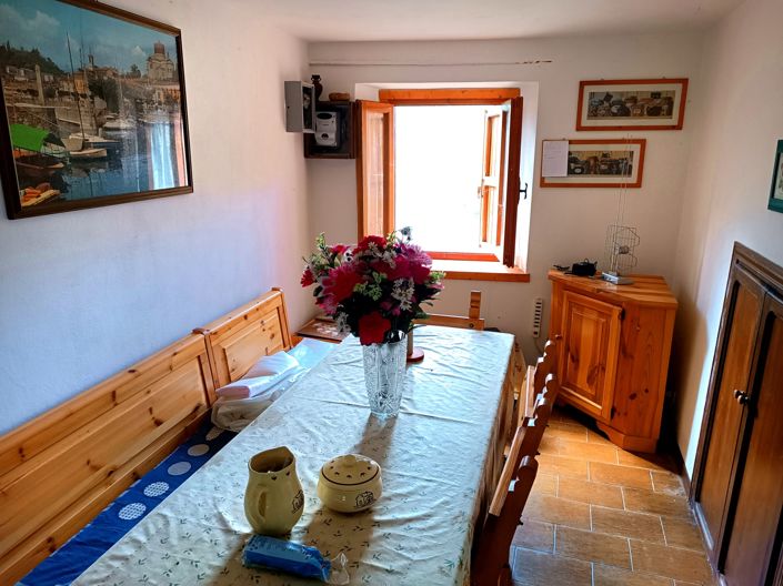 Image No.12-3 Bed House for sale