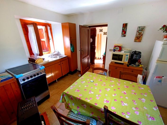 Image No.16-3 Bed House for sale