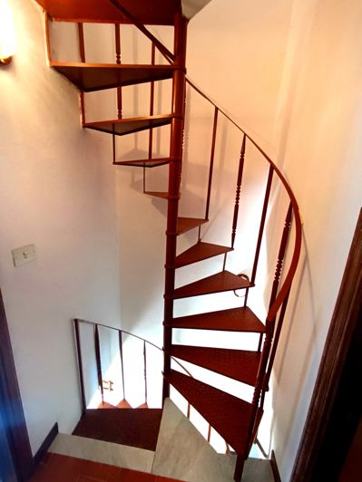 Image No.17-3 Bed House for sale