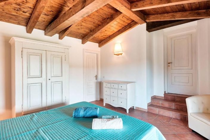 Image No.22-4 Bed House for sale