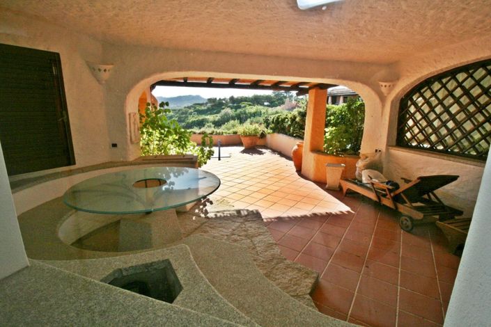 Image No.11-3 Bed House for sale