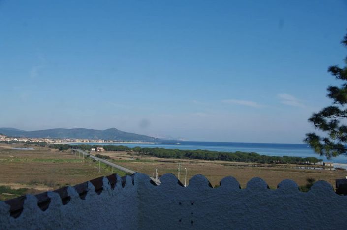 Image No.18-4 Bed House for sale