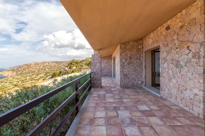 Image No.10-3 Bed House for sale