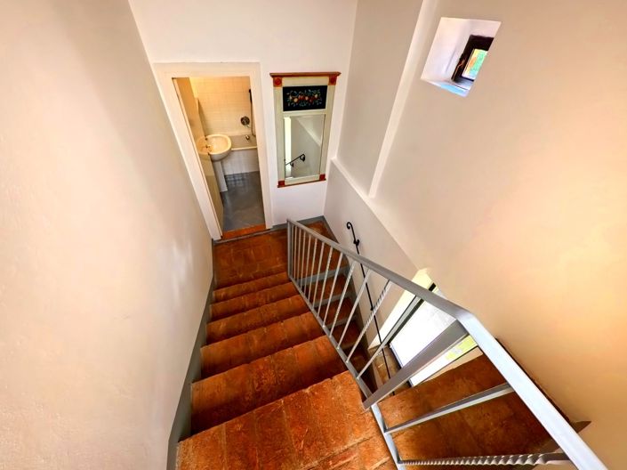 Image No.18-2 Bed House for sale